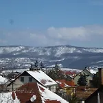 Bed & Breakfast Edelweiss Panzio Pilisvörösvár