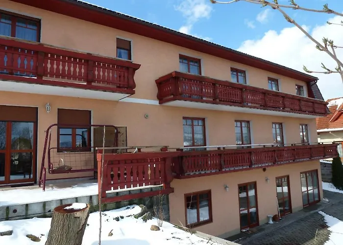 Bed & Breakfast Edelweiss Panzio Pilisvörösvár